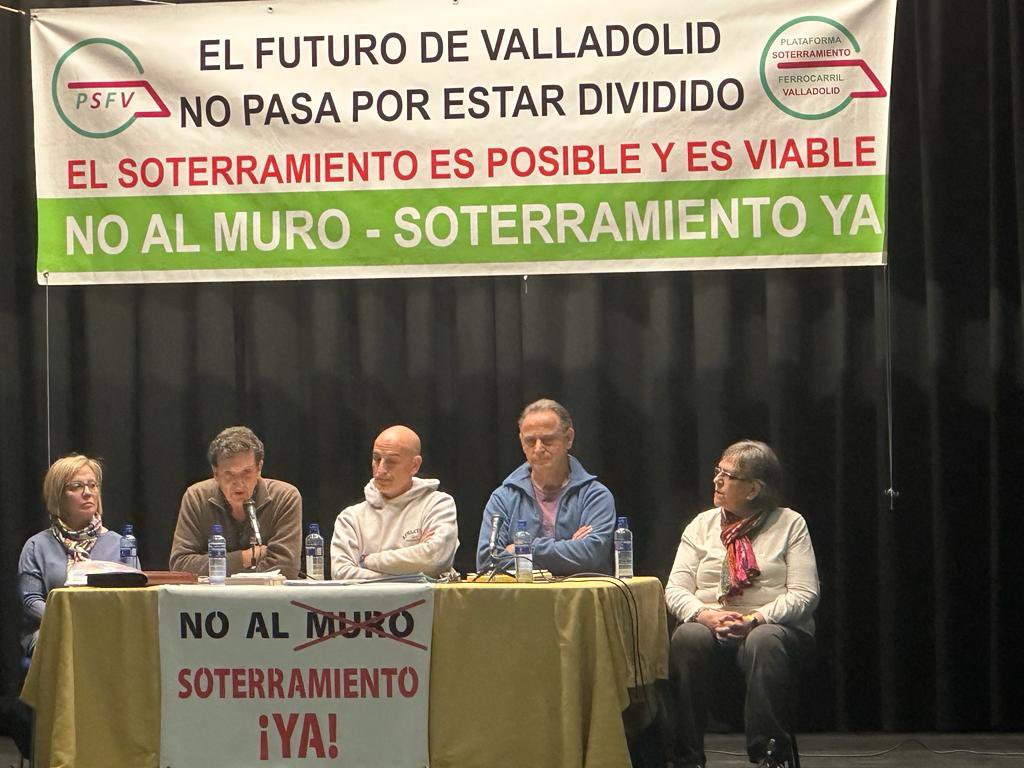 Sote1Plataforma's tweet photo. El soterramiento en Valladolid es una reivindicación mayoritaria socialmente  e irrenunciable. 
Seguimos… 💪🏻🚇✅ https://t.co/z7Y8Lh9wqw