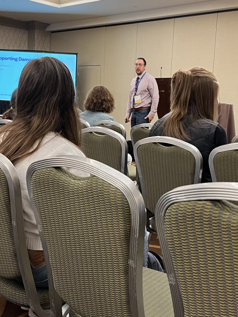 toddvogts's tweet image. I was honored to speak to future journalists from across the country Nov. 3-4 at the Fall JEA/NSPA National High School Journalism Convention in Boston. Had great audiences in all three presentations I made. Thanks to the students and @nationalJEA for the opportunity!  #nhsjc