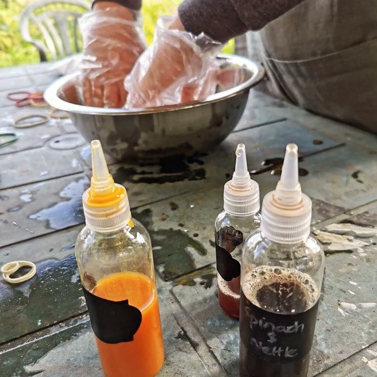 creeqcreative's tweet photo. Natural plant extracts for tie dye with looked after young people participating in #fourseasons  commission for @NTCroome. Our creative workshops are feeding ideas into new outdoor sculpture designs, to be realised in 2024. 🍁
@fayeclaridge @NTmidlands @nationaltrust 🐞🍁 https://t.co/ID9C5Pbqee