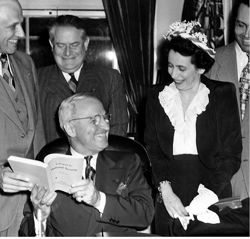 White House History tweet media