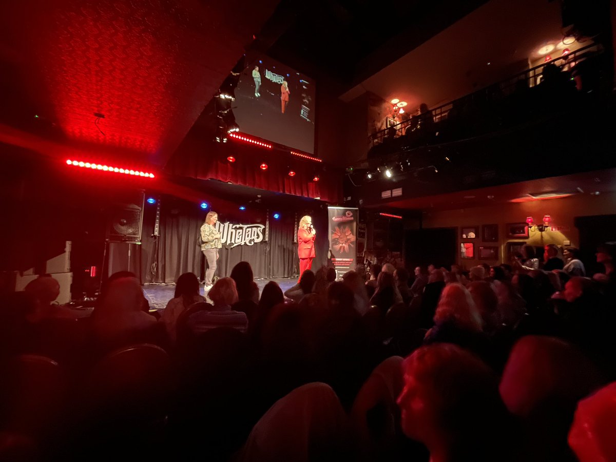 funnywomen's tweet photo. It’s a full house tonight at @whelanslive for #fwlivedublin! 👏👏👏👏👏 opened and hosted by #chatterboxx. https://t.co/1buRfbS7Be