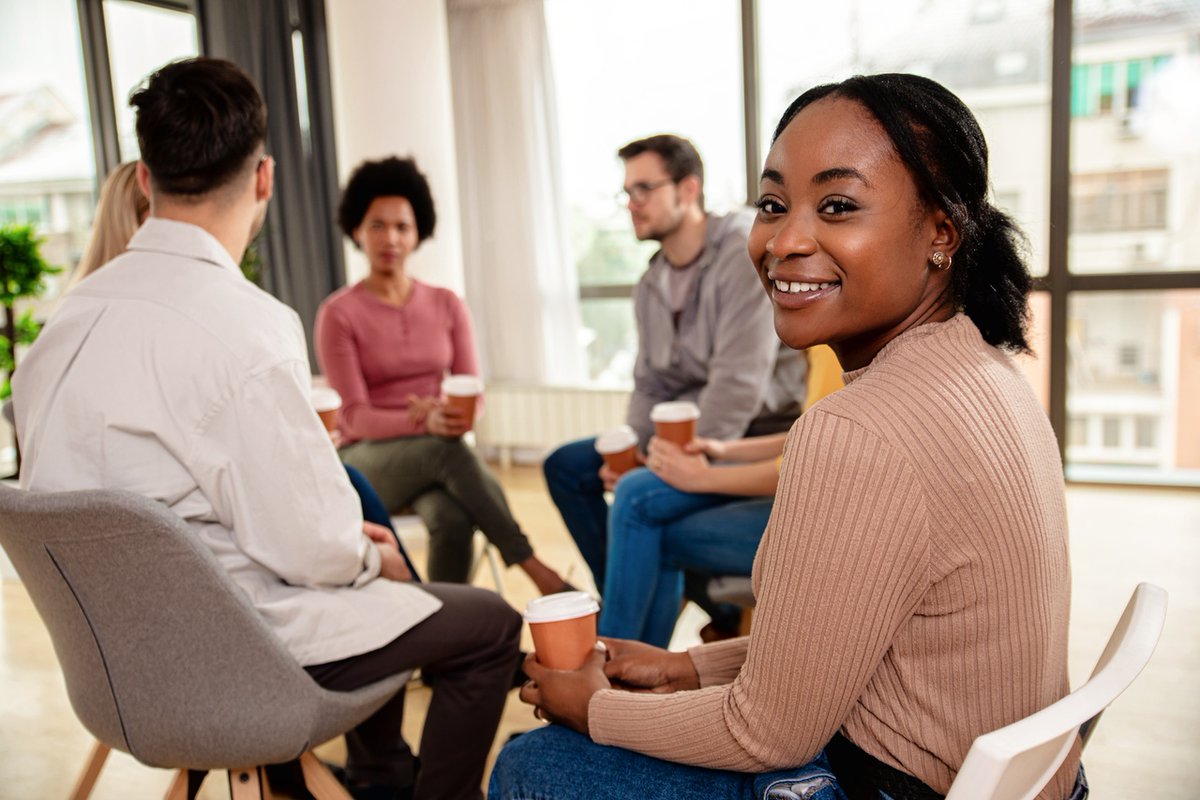 HCSEF's tweet image. Opioid misuse is a crisis resulting in 7K ER visits &amp;amp; 136 deaths daily in the US.  

Our mission: Reverse this trend through access to community-based prevention services &amp;amp; strategic programming. Explore more in-depth health data: bit.ly/3PXlzBt #OD2A #PreventOverdoses