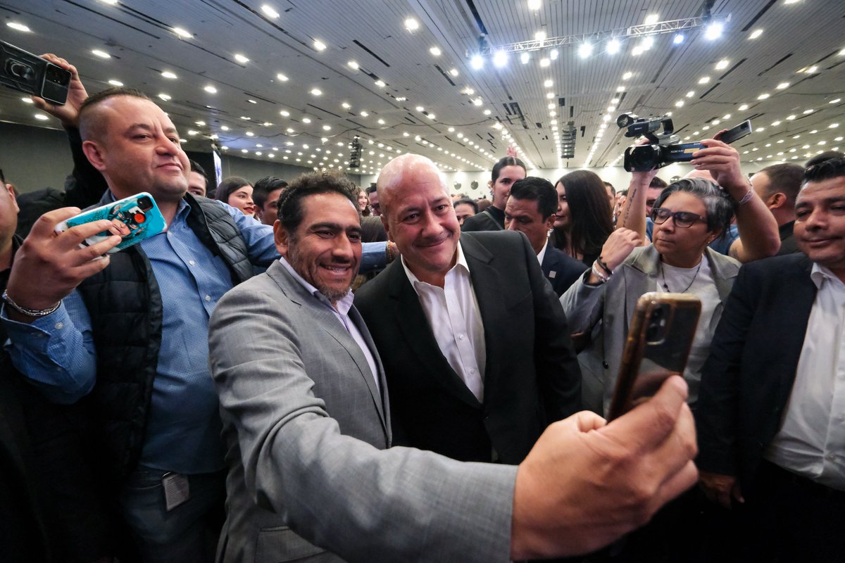 Enrique Alfaro tweet media