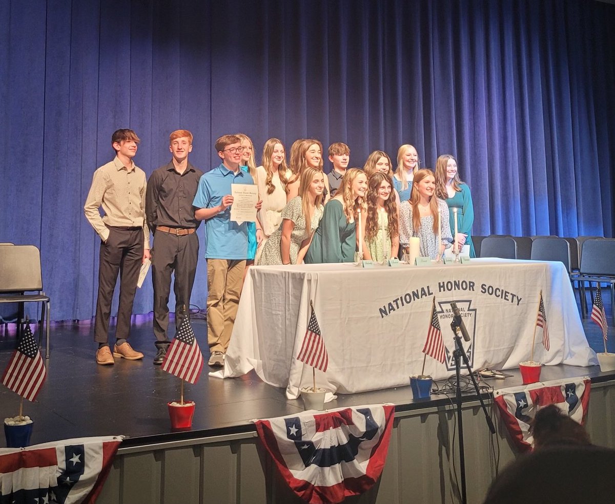 Jefferson High School NHS (@jeffersonr7nhs) on Twitter photo Congratulations to our 2023-2024 National Honor Society Inductees!  Excited to see the impact this group has on our school and community #JayPride Congratulations to our 2023-2024 National Honor Society Inductees!  Excited to see the impact this group has on our school and community #JayPride