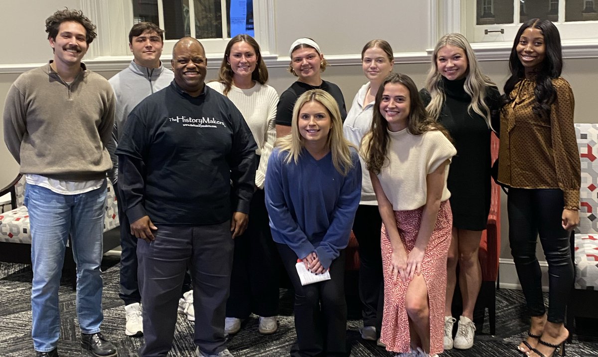 BamaProducer's tweet photo. Proud of my Race, Gender and Media students who did a fantastic job tonight presenting on @TheHstryMakers during our "60 Years Since Stand" program at @GorgasLib  @UofAlabama @ua_jcm https://t.co/dP8t4JOmyK