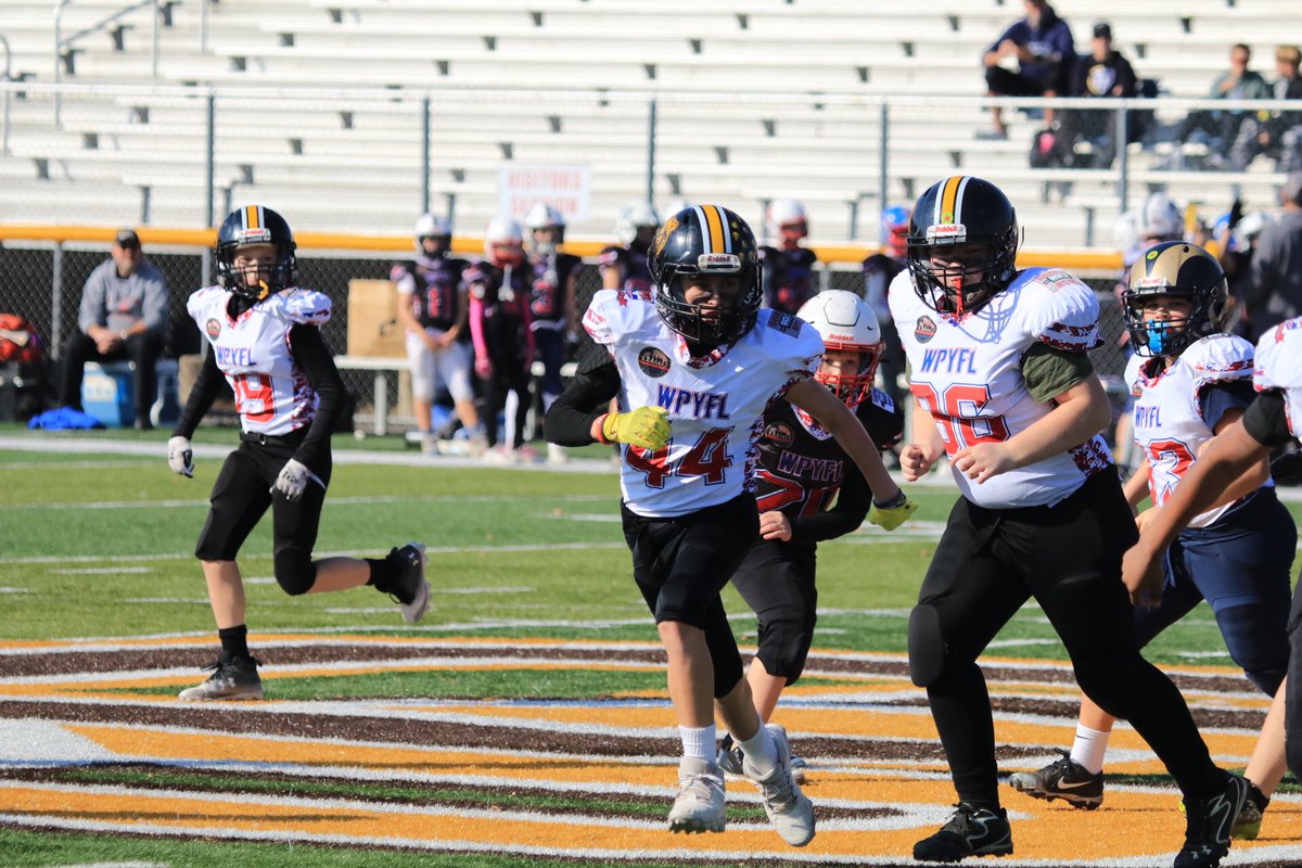 UnionFinley's tweet image. Caleb always working to clear a path for our backs