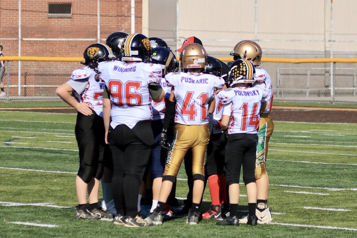 UnionFinley's tweet image. Caleb always working to clear a path for our backs