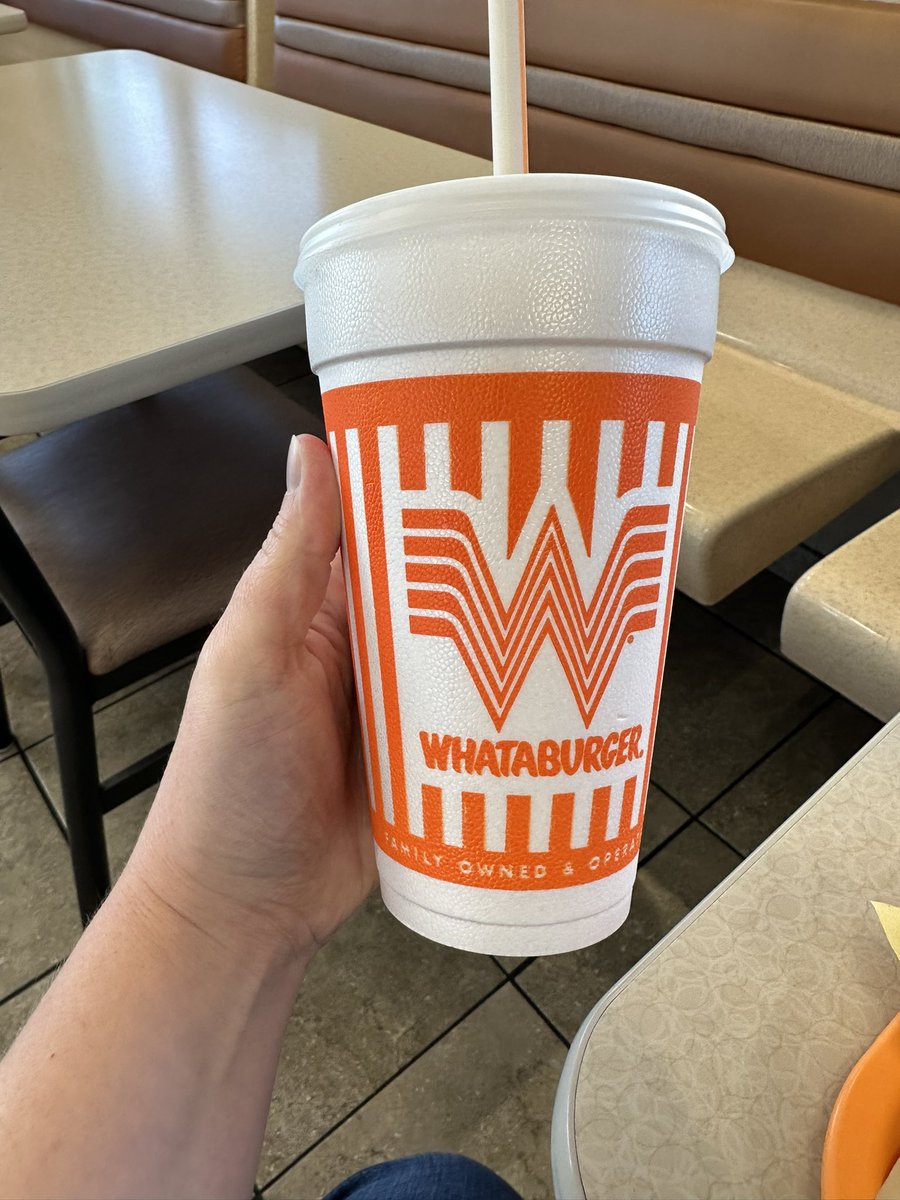 railstream's tweet image. Crossed into #Texas and our first stop is @Whataburger  Love us some #spicyketchup