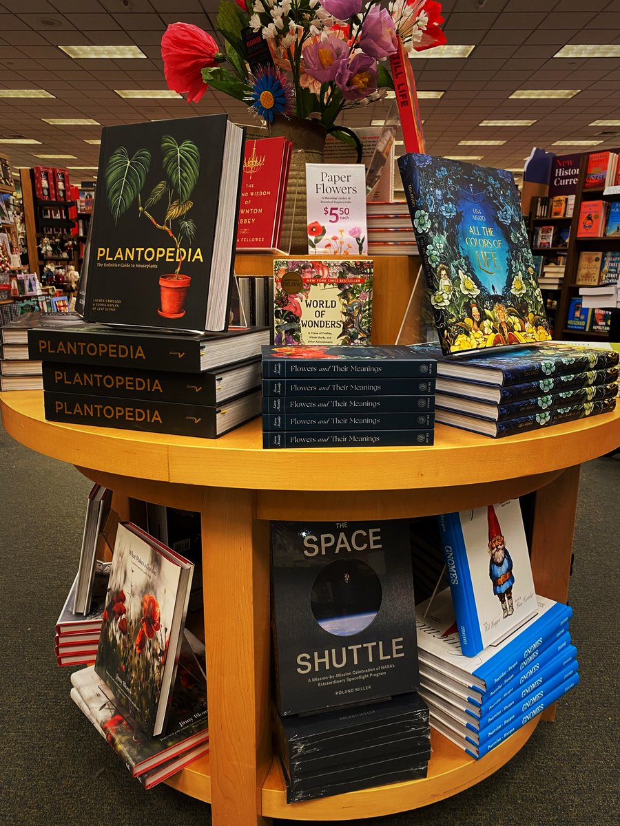 B&N: Broomall tweet media