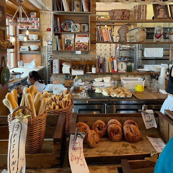 etherealdior's tweet photo. always in the mood for a bakery run 🥐 https://t.co/RwQsjA2nzN