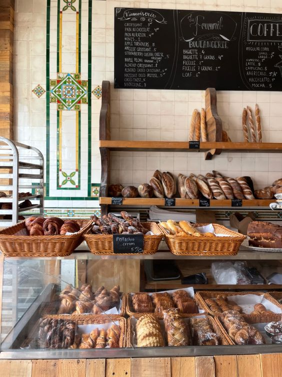 etherealdior's tweet photo. always in the mood for a bakery run 🥐 https://t.co/RwQsjA2nzN