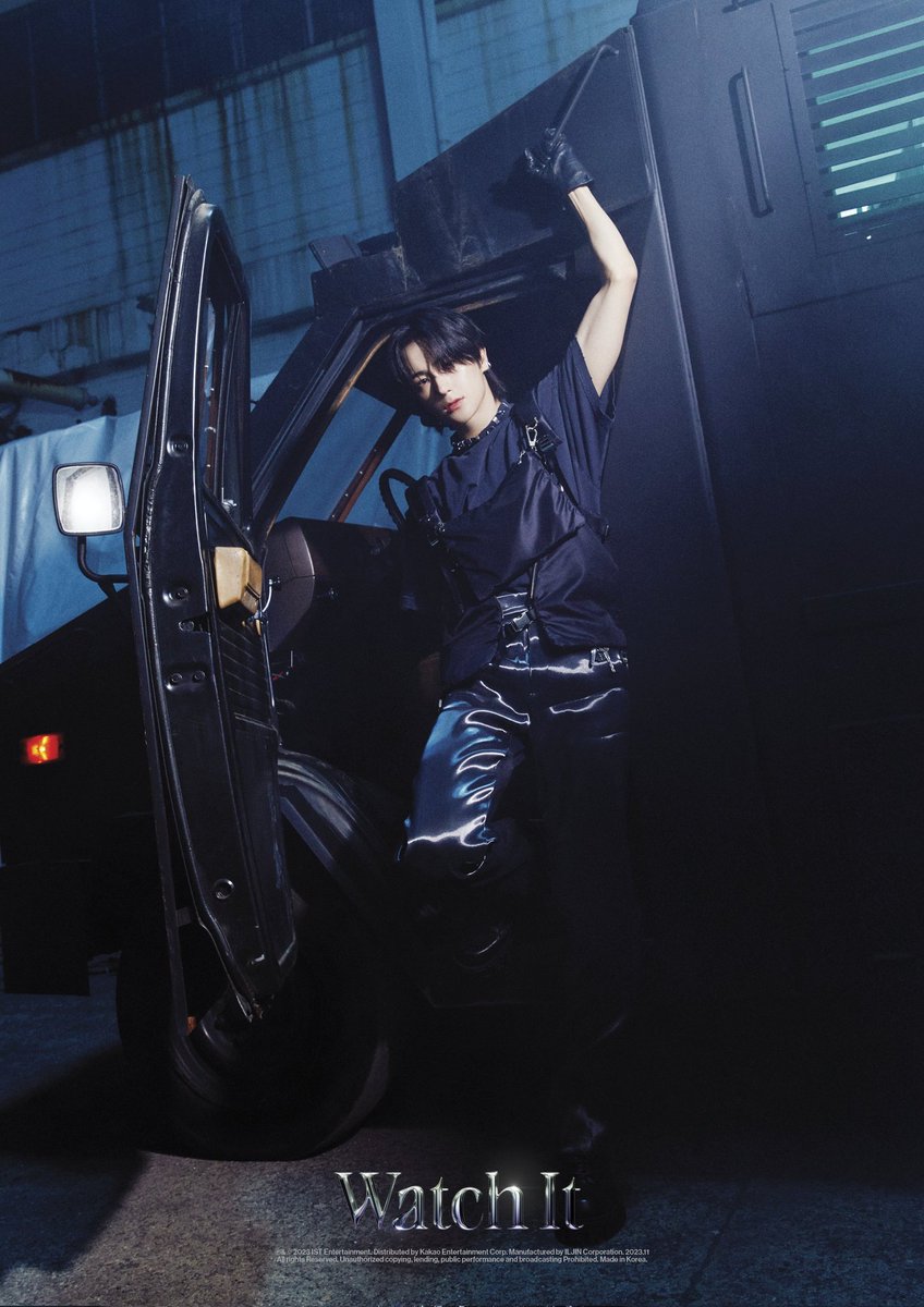 Within PHANTASY Pt.2 'Sixth Sense,' the 'WARN' Concept Photo reveals mystique and allure with a dark twist. Embark on this captivating odyssey as shadows guide like a skilled driver in the night.