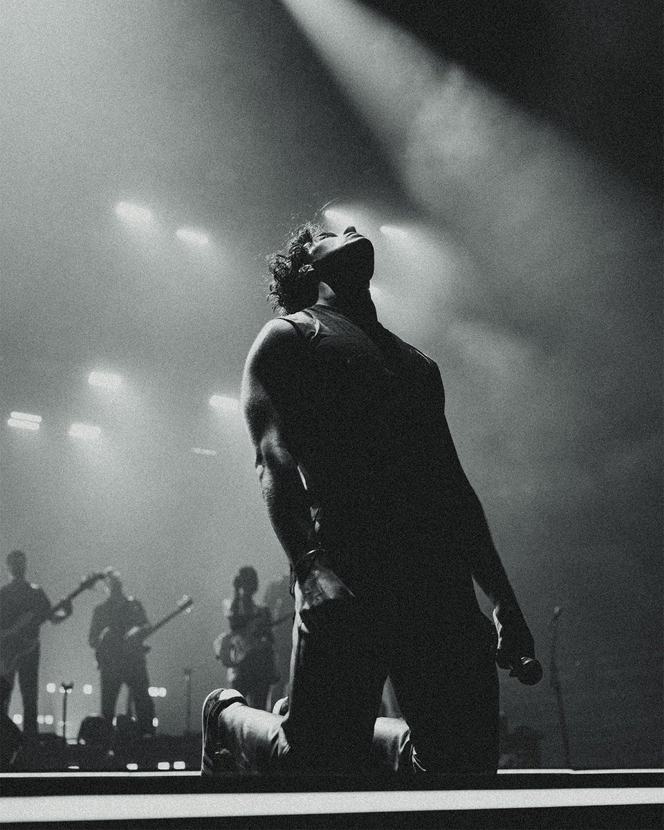 jonasbrothers's tweet photo. Thank you for a beautiful night, Salt Lake City ❤️ https://t.co/OglAnwy7Uf