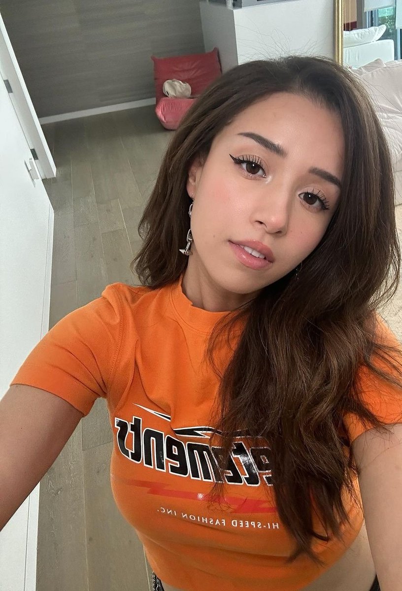 Mommy Adriana tweet media