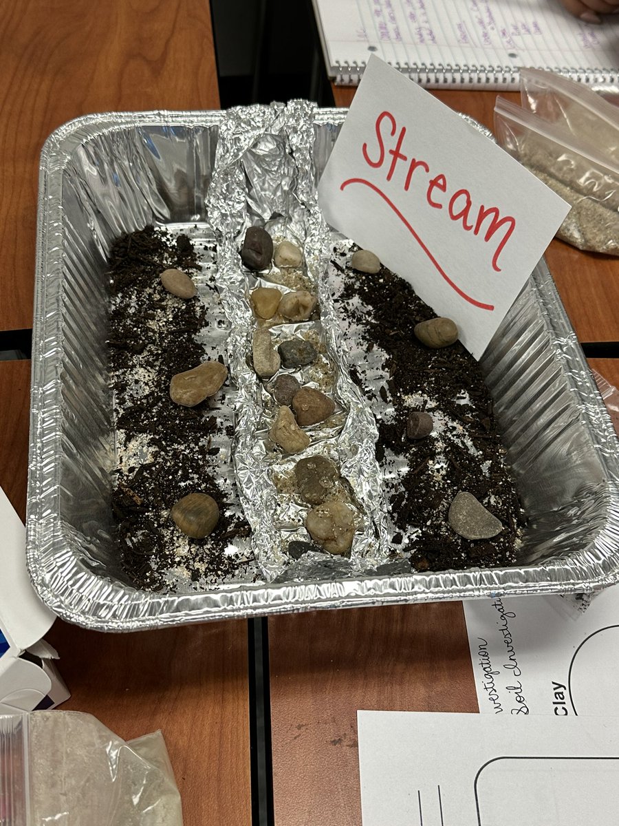 rogersstac's tweet image. Teachers created models to compare bodies of water during our Digging and Diving session during DSD. @jamologan @AISDElemScience