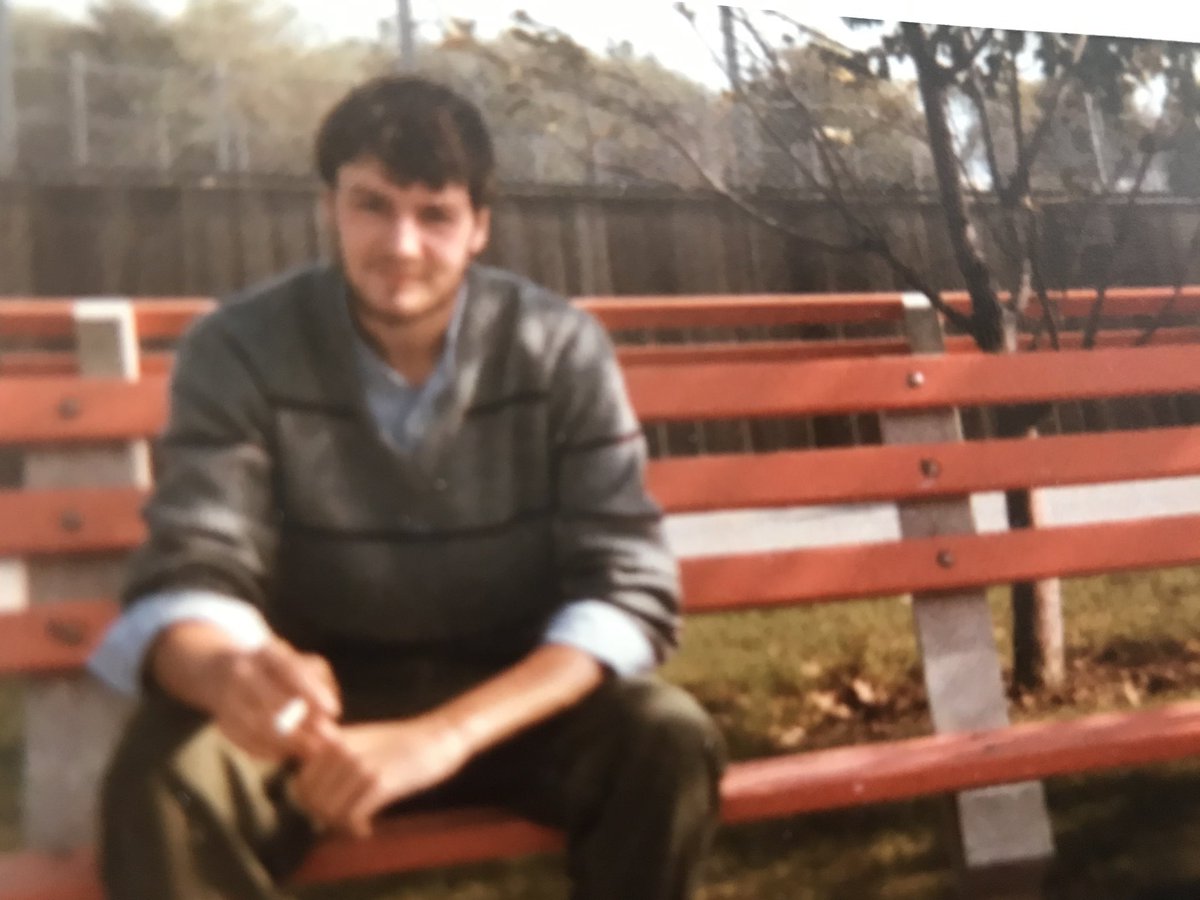 LikeOldTat's tweet image. Saw #DizzyGillespie #GeorgeBenson #SpyroGyra at the #KoolJazzFestival #NewOrleans 1982
Got a pack of 200 #Menthol Kool cigarettes on entry