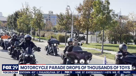 Hornercom's tweet image. Hundreds of bikers delivered thousands of toys to @riverscasinophl to support @ToysForTots_USA in the Philadelphia region.

We had fantastic coverage from @JennaPHL17 of @phl17 and @MarcellaBaietto of @CBSPhiladelphia, as well as from @NBCPhiladelphia and @FOX29philly.