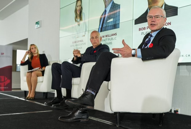 hotelassoc's tweet photo. Our government relations panel of experts answered the tough questions to prepare delegates for successful meetings with MPs tomorrow. #HAConTheHill https://t.co/ZXdQ0RumyK