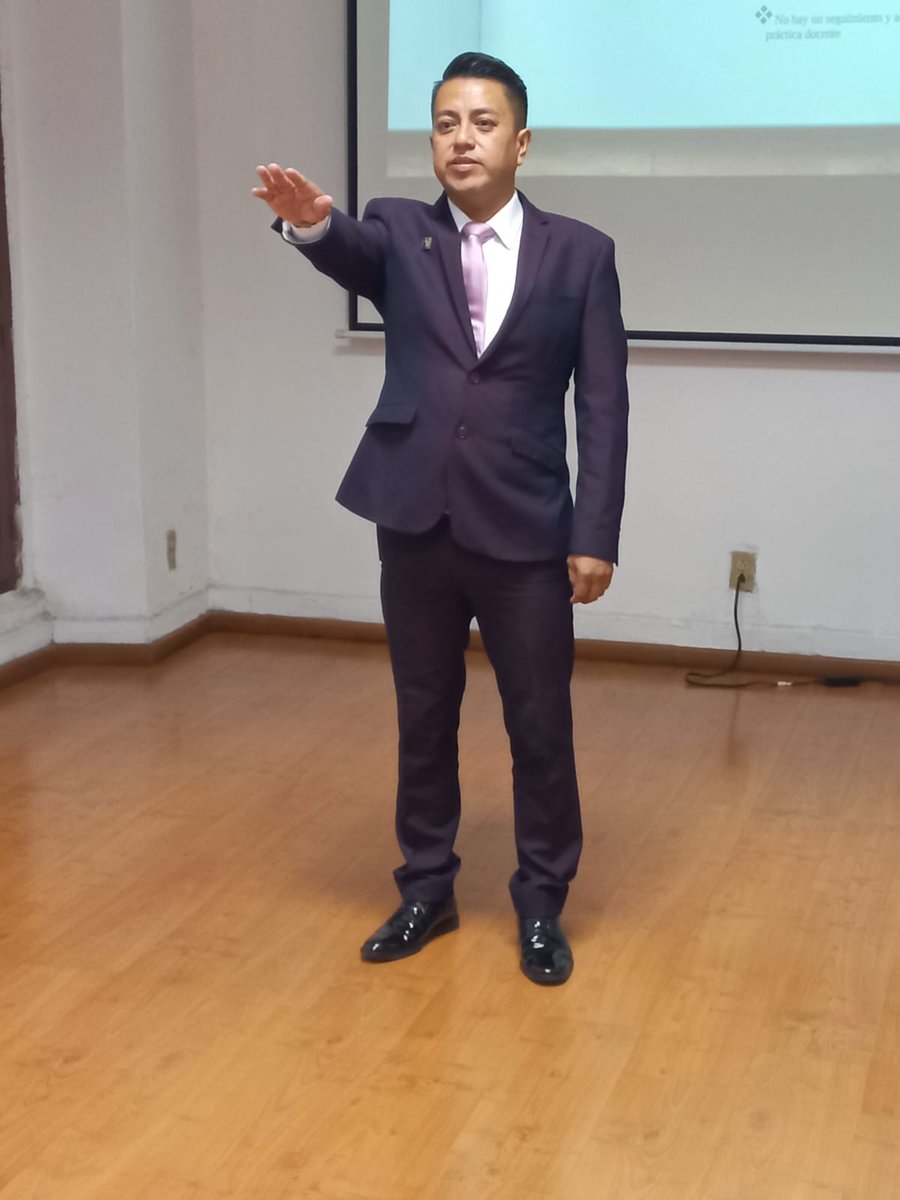 CinadeOficial's tweet photo. FELICIDADES!! C. CONSTANCIO DEL ÁNGEL HERNÁNDEZ, POR LA OBTENCIÓN DEL GRADO DE DOCTORADO EN GESTIÓN EDUCATIVA.
#CINADE MÁS DE 20 AÑOS FORMANDO LÍDERES https://t.co/VpxWAc2AGd