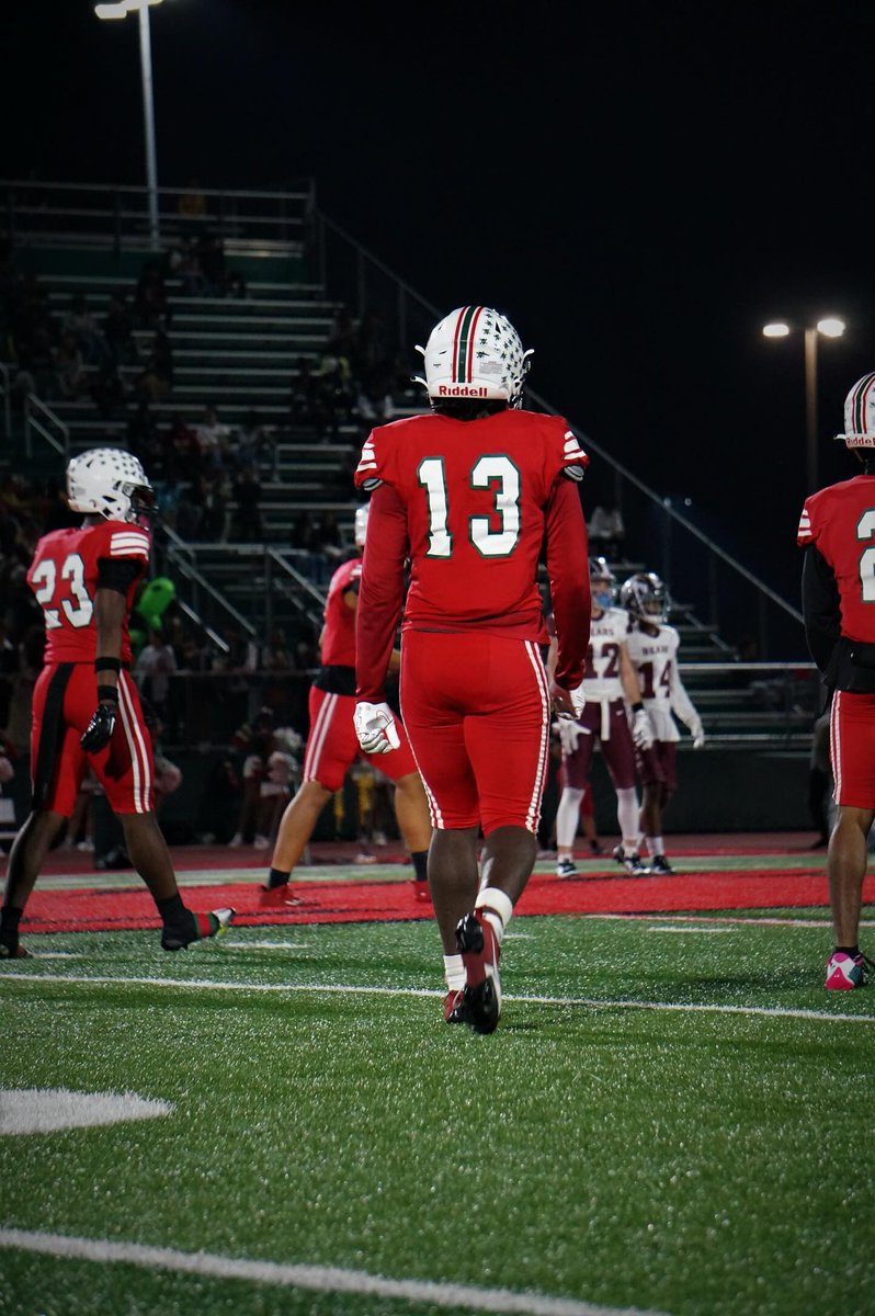 tyshawnwoodson1's tweet photo. Grateful for the opportunity @coach_mal gave to me n thank you to @LNWildcatsFB  ❤️💚
Season stats 
Total tackles : 128
TFLs: 22
Sacks: 9
QB Pressures: 28
QB Hits: 12
FF: 3
PBUs: 2
INT: 1 https://t.co/EINAwyVxFC