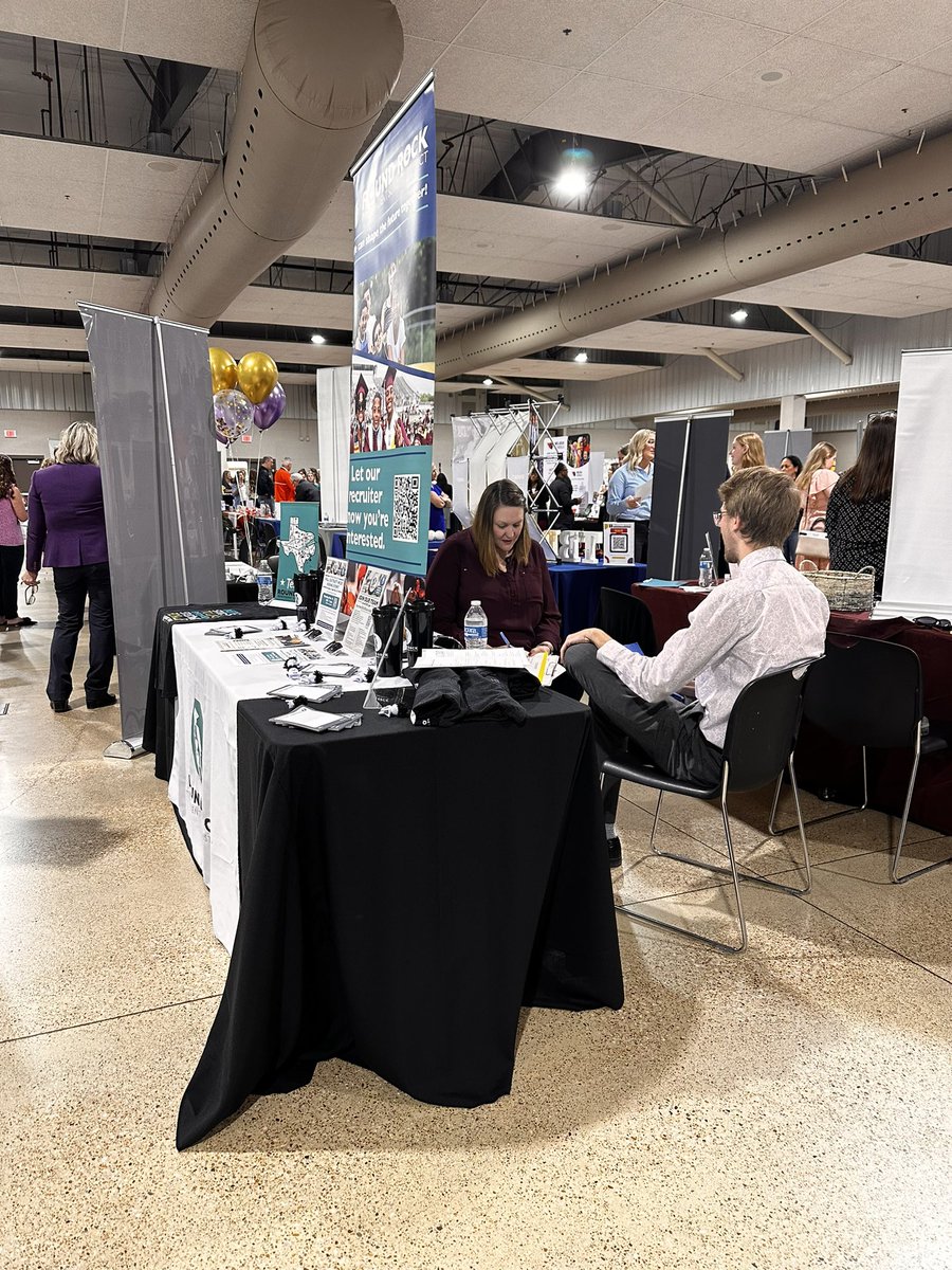 What a day at the <a href="/TAMU/">Texas A&M University</a> Fall Teacher Career Fair! We had the privilege of chatting with aspiring teachers about the exciting opportunities <a href="/RoundRockISD/">Round Rock ISD</a> has to offer. It was especially heartwarming to connect with a few RRISD graduates who are eager to return to our district 🍎