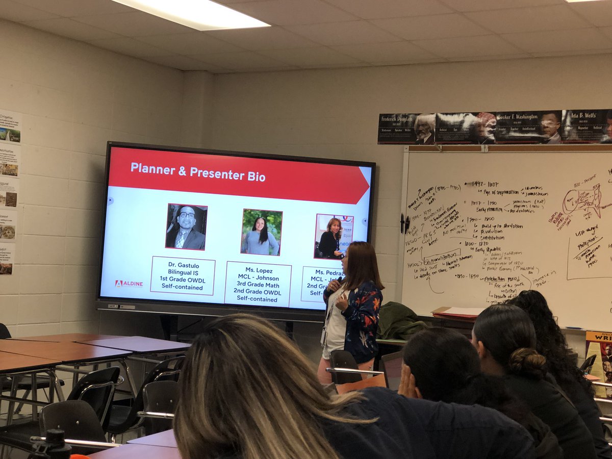 estebantam's tweet photo. Thank you @emytomita for the invitation to the PD where this fantastic work of engaging families in the reading process is giving amazing results at @JohnsonES_AISD 
Dr. Gastulo, Pedraza and Lopez for this amazing project. You are invited to present it at the #FCUniversity https://t.co/BJQnGaB3Fk