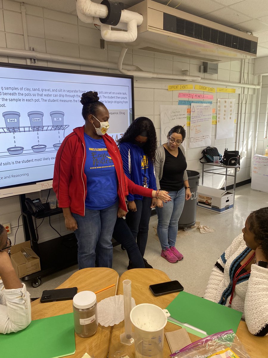 ddp4jc's tweet image. Mind blowing TPR Mrs.Torres on 4.7A soils ability to retain water 💦 #MyAldine #inthework @BakerDana2424