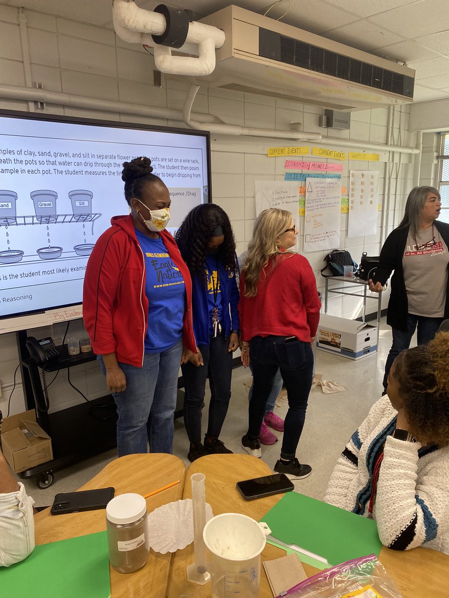 ddp4jc's tweet image. Mind blowing TPR Mrs.Torres on 4.7A soils ability to retain water 💦 #MyAldine #inthework @BakerDana2424