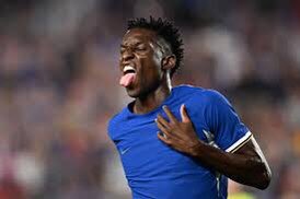 FFPLGames's tweet photo. 🚨🚨| Jackson has a brace. Will this be the final winner for tonight? (90+4)

Spurs 1-3 Chelsea 

#TOTCHE https://t.co/e48ItlWP62