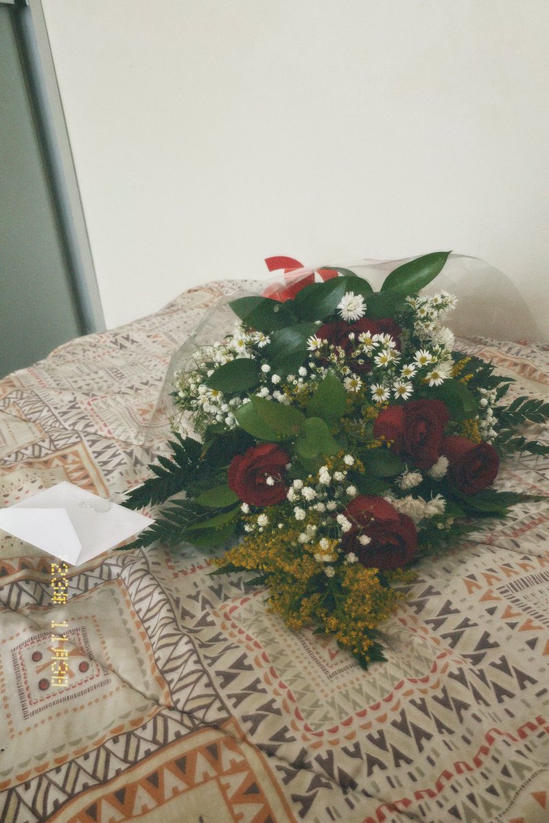 flavinhadopneu_'s tweet photo. 03.11.2023 
é Bruno Mars, ele me deu flores 🥹 https://t.co/I6mj55Rgdp