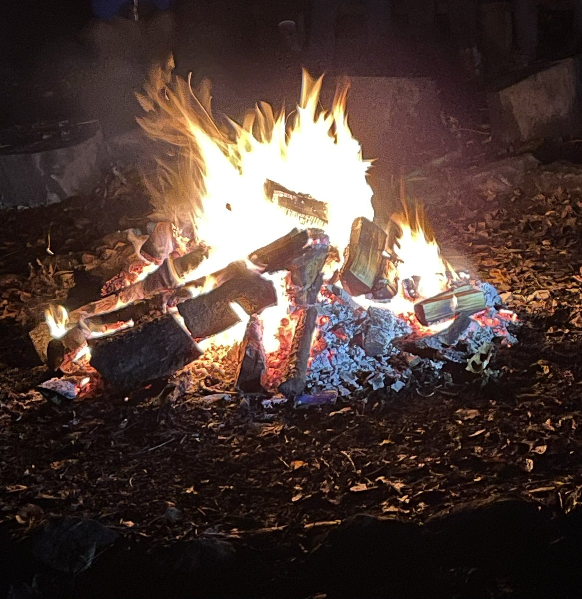 “Ging gang goolie..” campfire sing song  #fundraiser #scouts <a href="/259thScouts/">259th Stephen Hill Scouts</a>