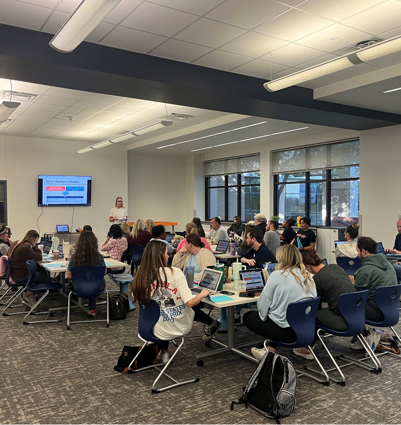 ScogginsMS's tweet photo. Our staff enjoyed a great day of choice learning today!  Thank you to all of our amazing facilitators who made the time impactful for our classrooms.  (More pics in comments!) https://t.co/LyE8AqkQUT
