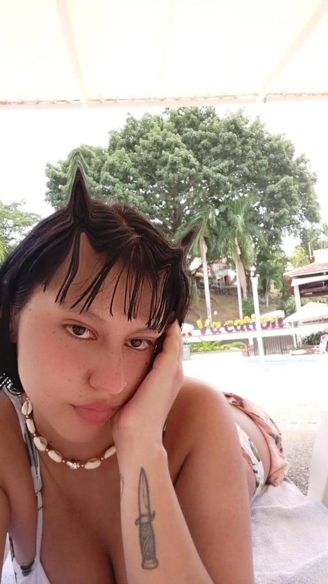 ValAngell_'s tweet photo. 👙🏖 https://t.co/T2HoxH62T2