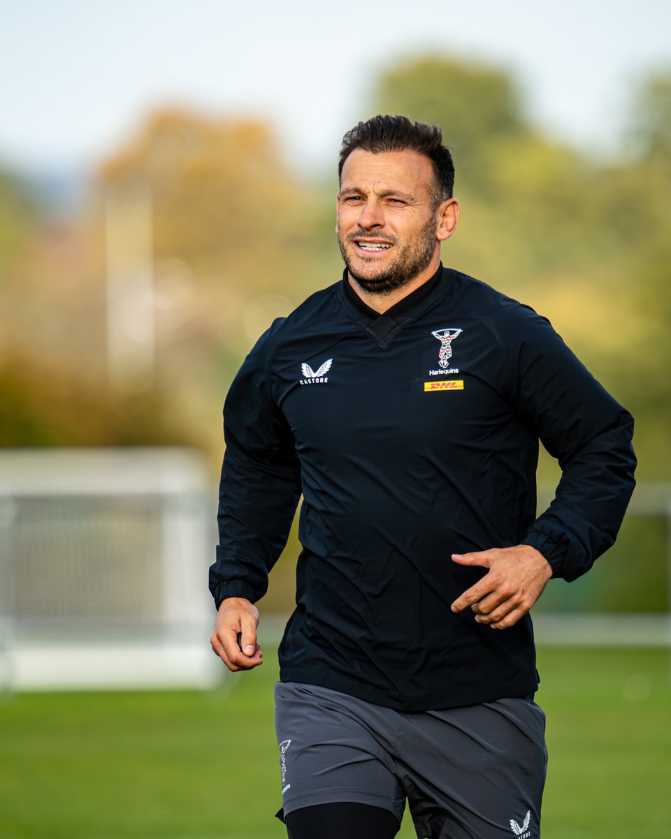 Harlequins's tweet photo. Good morning 😍

@dannycare has returned to HQ 🃏

#COYQ https://t.co/0qXuAyFMng