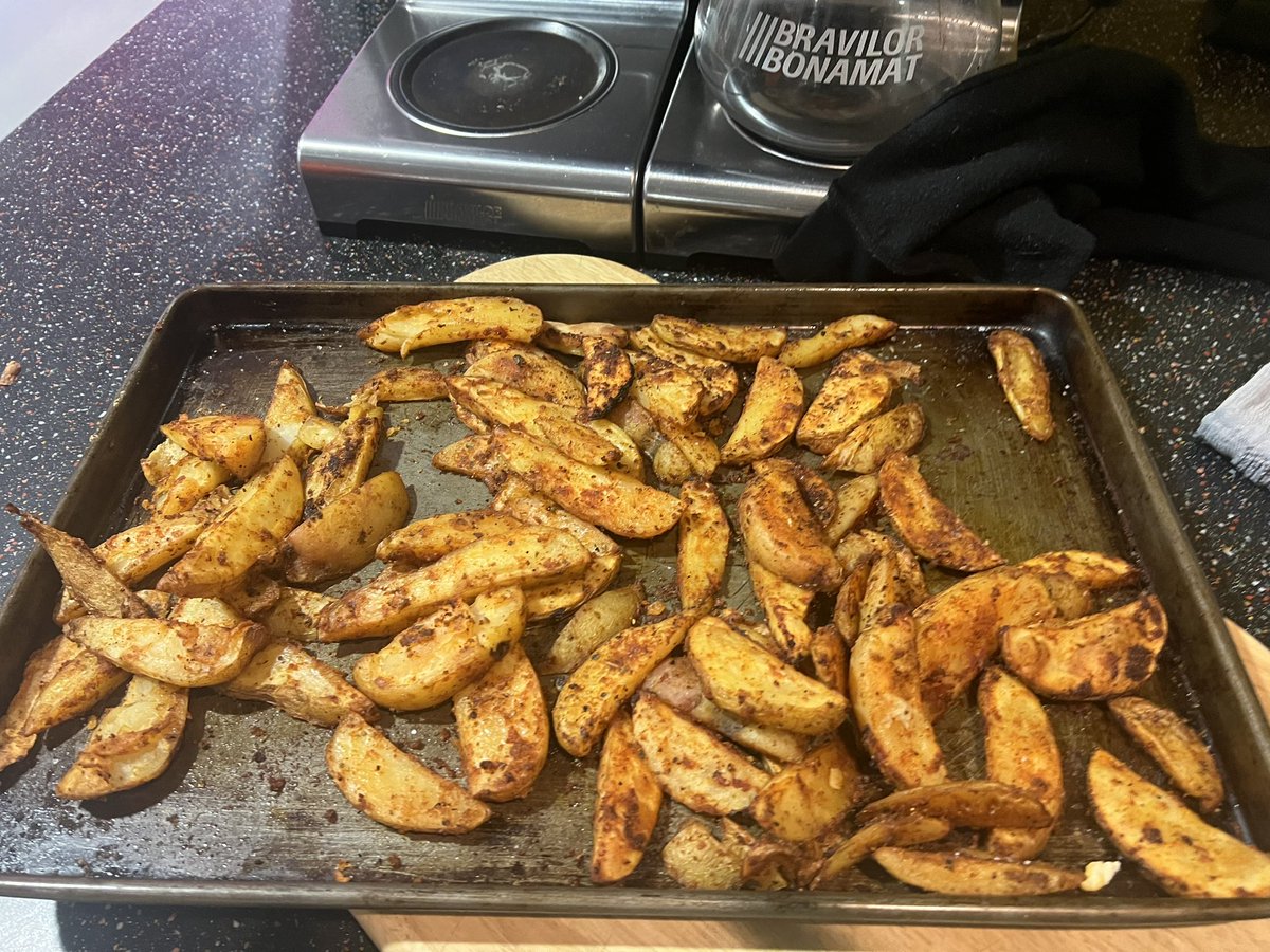 The Factory YPC (@thefactory_ypc) on Twitter photo YOUTH WORK IN ACTION!
Learning something new and the sense of achievement that it brings.
Our young men’s group made pizzas and seasoned wedges from scratch.
Amazing results. #YWW2023
<a href="/BCCYouthService/">BYS Youth Service</a> <a href="/natyouthagency/">NYA</a> <a href="/WMPolice/">West Midlands Police</a> YOUTH WORK IN ACTION!
Learning something new and the sense of achievement that it brings.
Our young men’s group made pizzas and seasoned wedges from scratch.
Amazing results. #YWW2023
<a href="/BCCYouthService/">BYS Youth Service</a> <a href="/natyouthagency/">NYA</a> <a href="/WMPolice/">West Midlands Police</a>