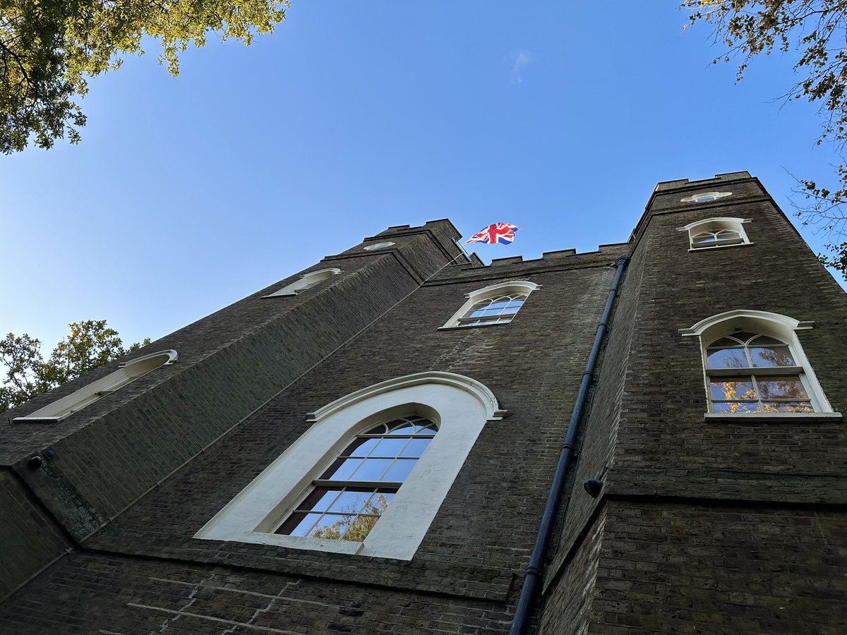 Severndroog Castle

#severndroogcastle
#severndroog
#shootershill 
#architecturephotography 
#architecturalphotography 
#londonphotography 
#londonphoto 
#mylondonphoto 
#londonarchitecture 
#hiddenlondon 
#secretlondon 
#shotoniphone 
#iphonephotography
#iphoneography