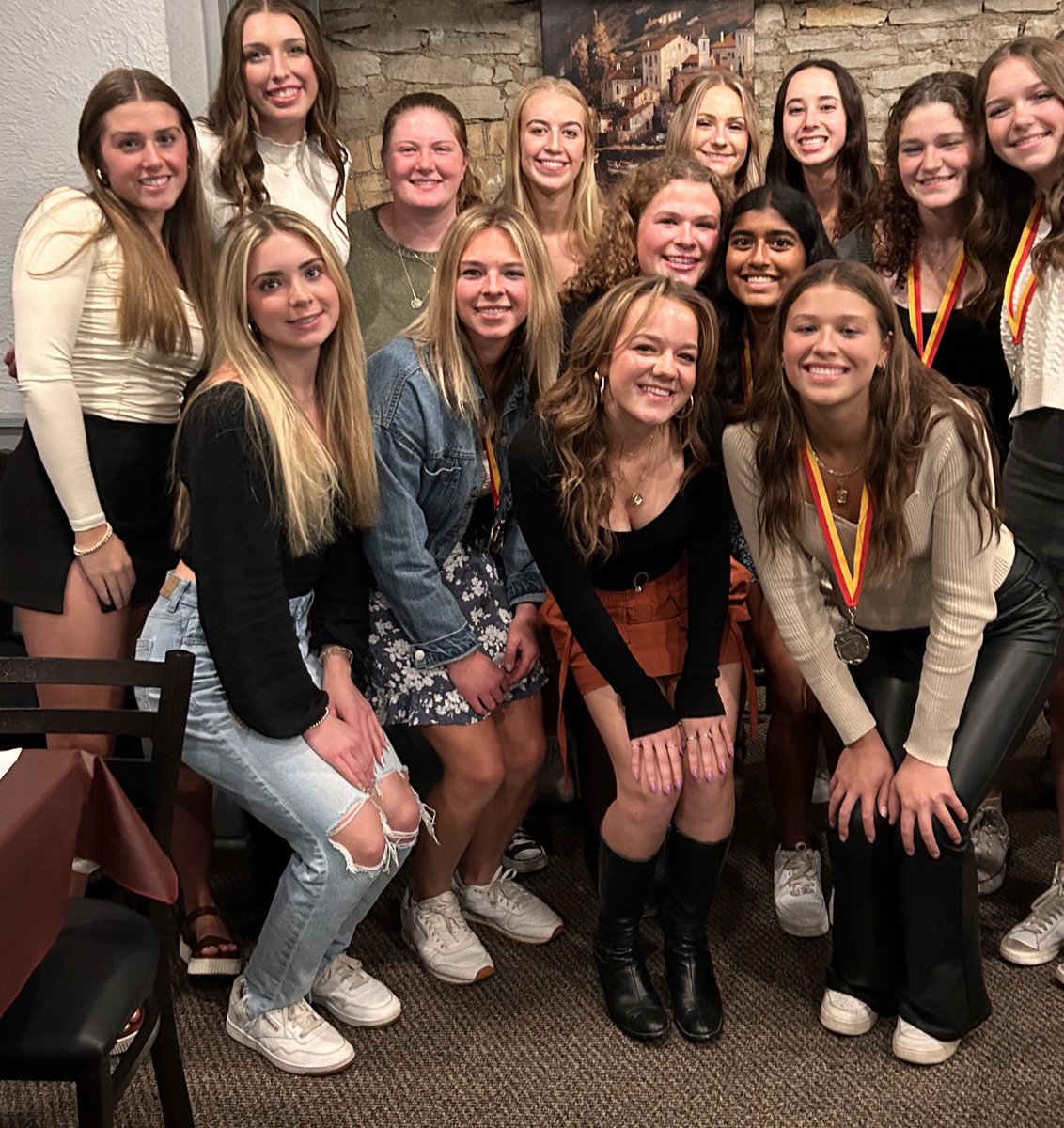 bataviagrlstnns's tweet photo. Bulldog varsity celebrated a very successful season at our banquet last week.  We enjoyed a great dinner at Pal Joey’s!

Overall Record 14-3
Conference 5-2
3 weekend tournament titles (West Aurora, Pekin, Jacobs)
3rd place in DuKane
2nd place sectionals
5 state qualifiers https://t.co/dCnKfBq6Yw
