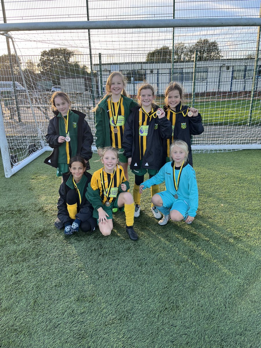 Great day at the Girls year 5/6 football ⚽️. Lots of skill and sportsmanship on show. Winners were <a href="/Bournesgreensch/">Bournes Green Schools</a> second <a href="/GreenwaysPri/">Greenways Primary</a> and third Fairways.  Good luck to our top 2 teams next week in the Essex finals <a href="/BarclaysFooty/">Barclays Football</a> <a href="/YouthSportTrust/">Youth Sport Trust</a> <a href="/SouthendWestSSP/">Southend West SSP</a> <a href="/S_E_C_A_T/">Southend East Community Academy Trust (SECAT)</a>