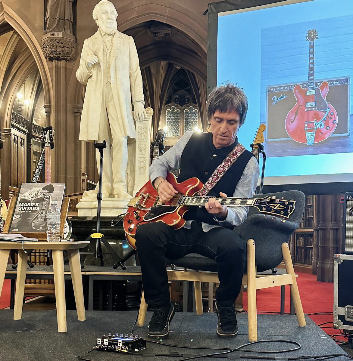 Johnny Marr tweet media