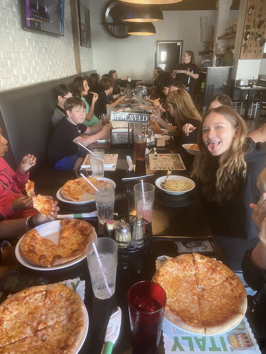 Susan Green (@msgreendms) on Twitter photo The 8th Grade Literary Academy’s first field trip - the multimedia performance of <a href="/KravisCenter/">Kravis Center</a>’s “The Call of the Wild.” Love their STAR educational programs 🤩! <a href="/duncan_middle/">W. B. Duncan M.S.</a> <a href="/Mikejhenz1/">Michael J. Hensley, M. Ed</a> <a href="/ShakaylaJohnso3/">Shakayla Johnson</a> The 8th Grade Literary Academy’s first field trip - the multimedia performance of <a href="/KravisCenter/">Kravis Center</a>’s “The Call of the Wild.” Love their STAR educational programs 🤩! <a href="/duncan_middle/">W. B. Duncan M.S.</a> <a href="/Mikejhenz1/">Michael J. Hensley, M. Ed</a> <a href="/ShakaylaJohnso3/">Shakayla Johnson</a>