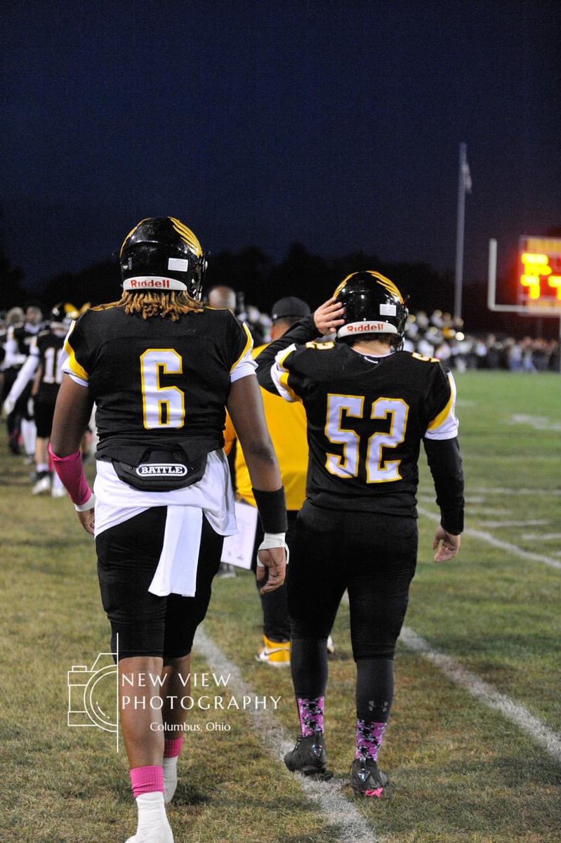 Still looking for a home for next year! 24 ‘ 6’5 250 Defensive End 🚶🏾‍♂️ . hudl.com/v/2METCB Senior season highlights. #6 <a href="/CoachTOJr/">T Owens</a> <a href="/fhhs_football/">FHHS Football</a>