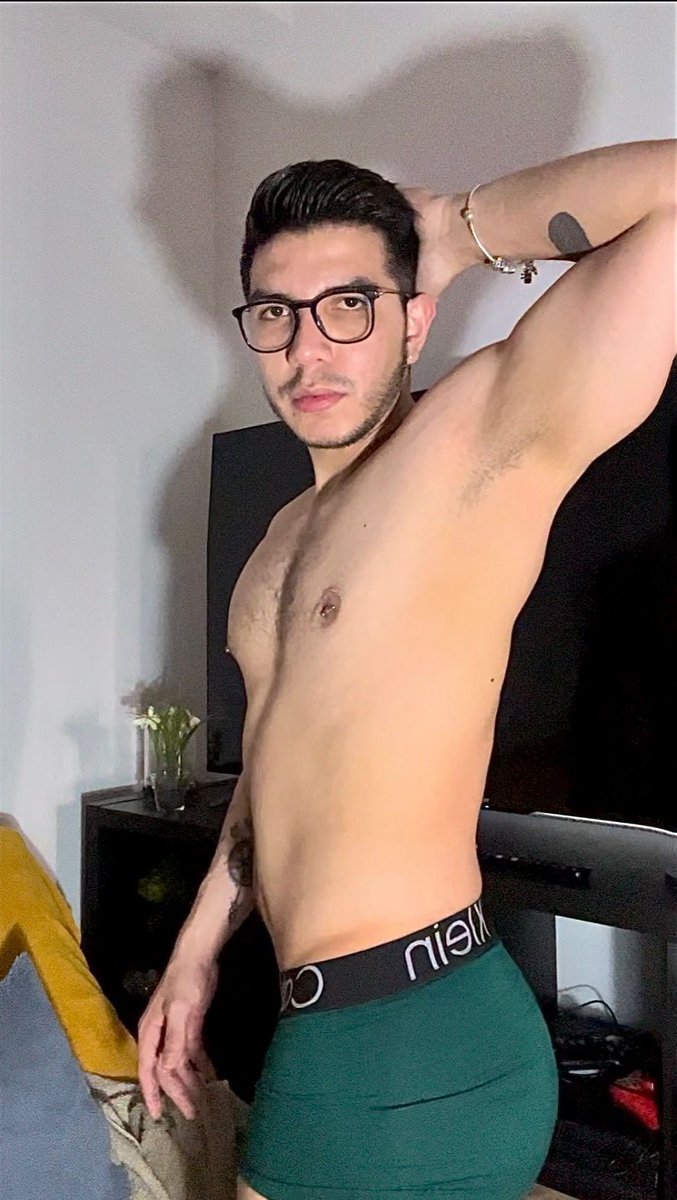 AduffProduction's tweet photo. Este fin de semana en #madrid ,  los pornstars de  @AduffProduction Alejandro Rojas y Logan Ster @scortact12 animaran sabado el @Firewoodbarmad
NO TE LO PIERDAS

@AgendaQ
@PinkTVFR
@addicted_offic
@GayBcnPorno
@urbanloopgaymap https://t.co/YiRrwZ3156