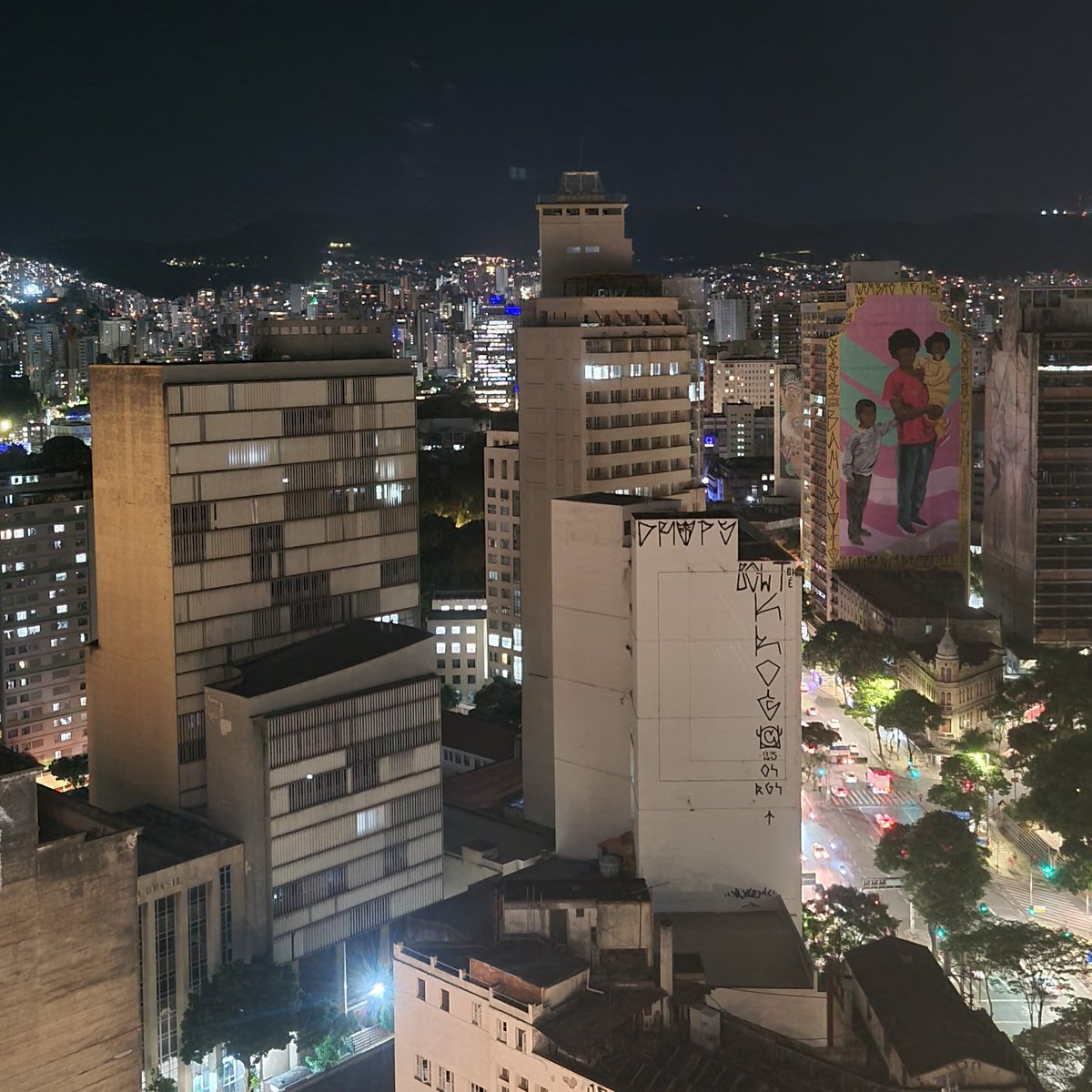 ComéquePOD tweet media