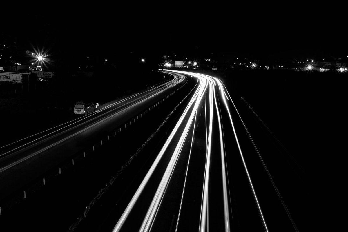 arsentumwesigye's tweet photo. Embrace solitude while finding the inner peace that cuts through the chaos in your life. 

#Photography #NightPhotography #NightInKulambiro #The5AmClub #Canon #Kampala #NightsInKisaasi #BukotoNights #KisaasiNights #KampalaNights #NightyNighty https://t.co/ZCfFNqOT3K