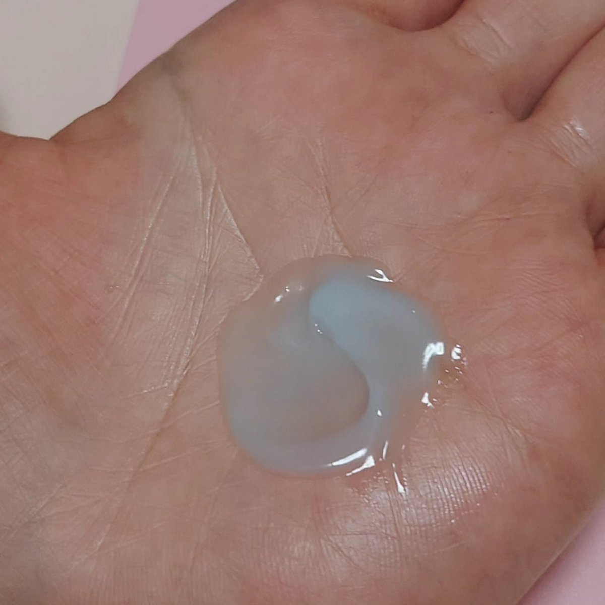 A64inhRFvUKfS3X's tweet photo. 💎BLOOMIO ブルーミオ 💎
『モイストリペアクリーム』
美容クリーム
~濃厚なコクでうるおいを密封
ハリ感を引き出すクリームです~
しっとりもちもち美肌効果Good!
エイジングケアに!
#BLOOMIO #ブルーミオ #エイジングケア #モイストリペアクリーム #保湿クリーム https://t.co/DLQNfu9x5q