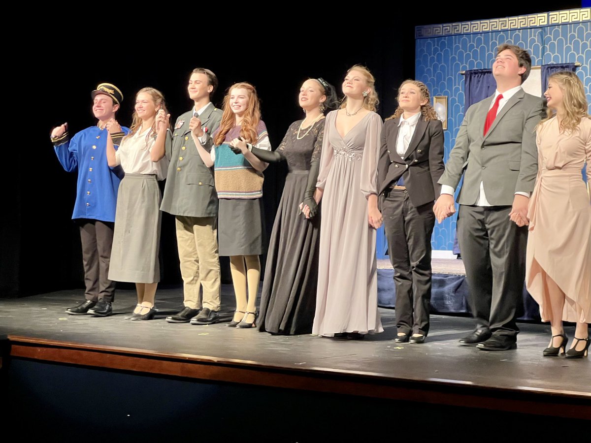 SDHS Performing Arts tweet media