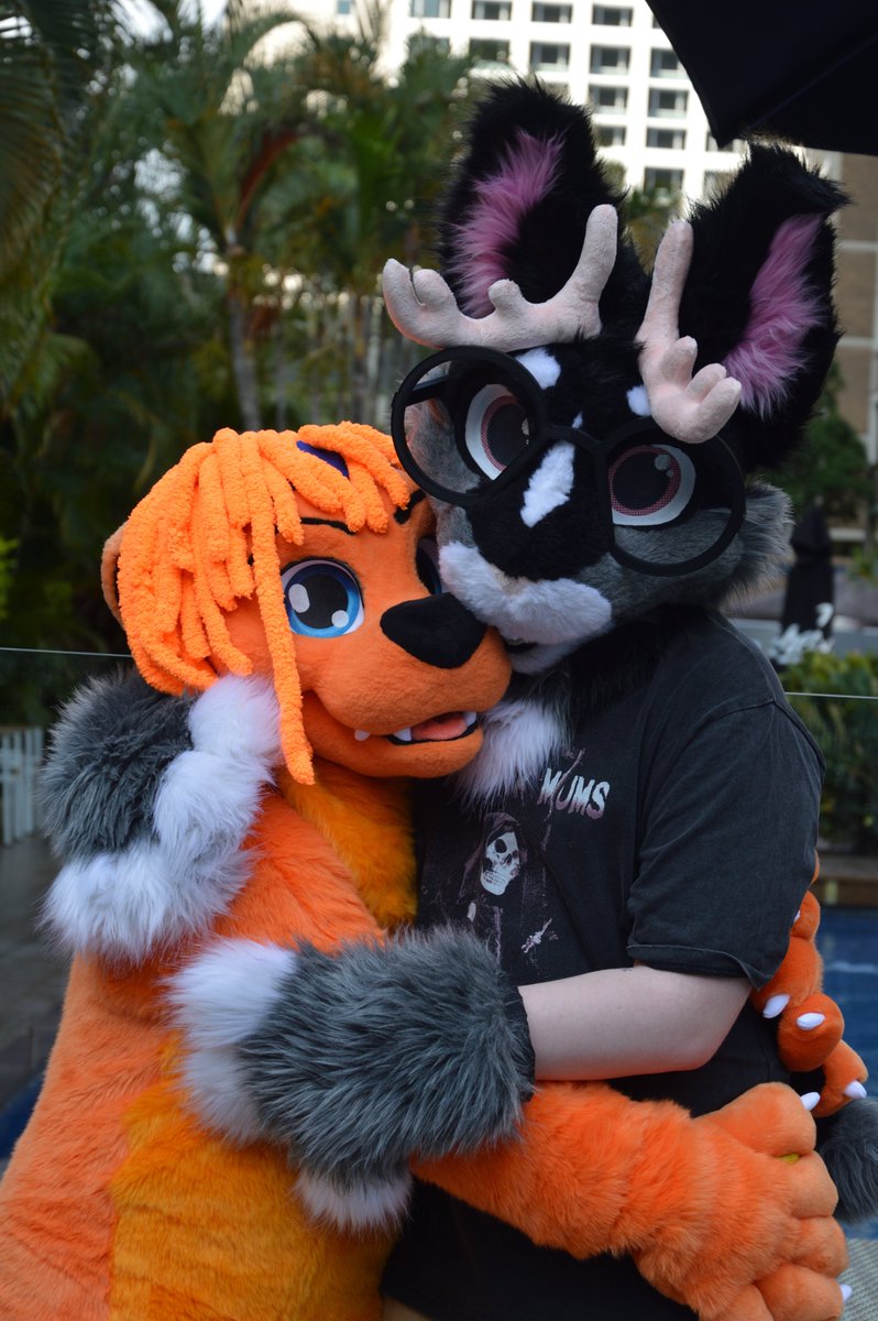 RoxTheHeeler's tweet photo. Heya y'all, finished putting together my Album for #furdu #tailsofterror2 ! Full-res pics can be viewed and downloaded from my Flickr at the following link: https://t.co/PdLzXFII8m
Here's my Tekegram Channel: https://t.co/M5HFCggpp6 https://t.co/kv4GtZ1GLb