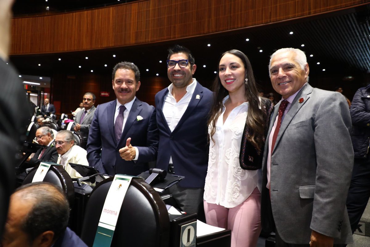 NachoMierV's tweet photo. Hoy iniciamos las jornadas de discusión para aprobar el Presupuesto de Egresos de la Federal 2024.

Serán sesiones extensas durante toda la semana, pero vamos a asegurar que se beneficie a las familias mexicanas. https://t.co/rB75iwuxz9