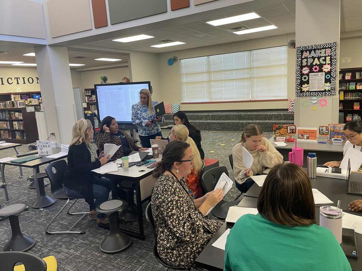 Thank you <a href="/BreaKJones3/">Brea Jones</a> for coming and working with our 3-5 ELAR teachers on extended constructive responses! It was so helpful! <a href="/allenelem/">Allen Elementary</a> #OurAllenLegacy