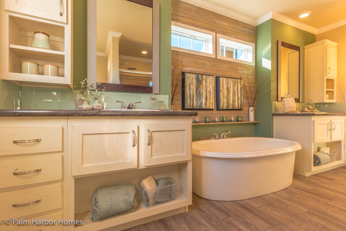 mh_dotcom's tweet photo. #HOME OF THE DAY: THE URBAN HOMESTEAD
3 Bed - 2 Bath - 1530 SQ. FT.
Move in ready at 10191 Sleepy Hollow Road, Conroe, TX! https://t.co/mgRuGj1Mv0